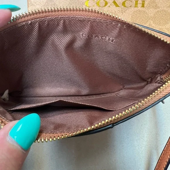 Coach Corner Zip Wristlet in Signature Canvas with Stripe (box included) - Picture 6 of 11